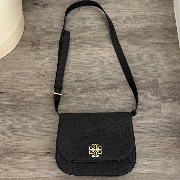Tory Burch Black and Gold Crossbody Bag - Picture 2 of 8